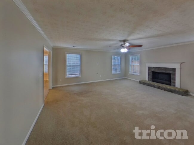 Photo - 172 Watson Grove Rd SW