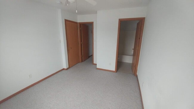Photo - 951 Fotis Dr