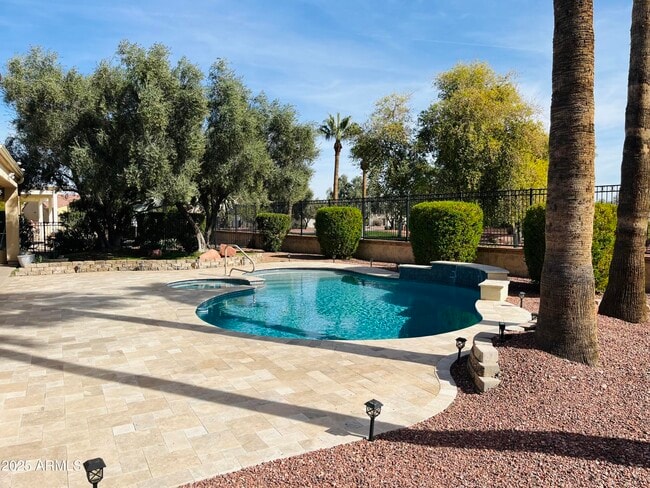 Building Photo - 13417 W La Vina Dr Rental