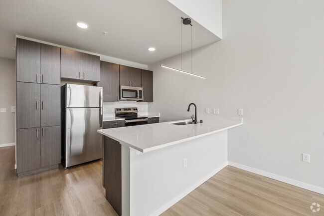 Siskiwit 1BR, 1BA - 955SF - Kitchen