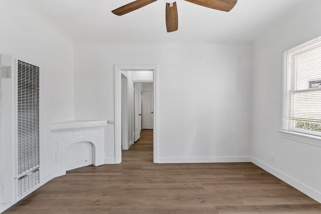 Photo - 1109-1125 Loma Ave