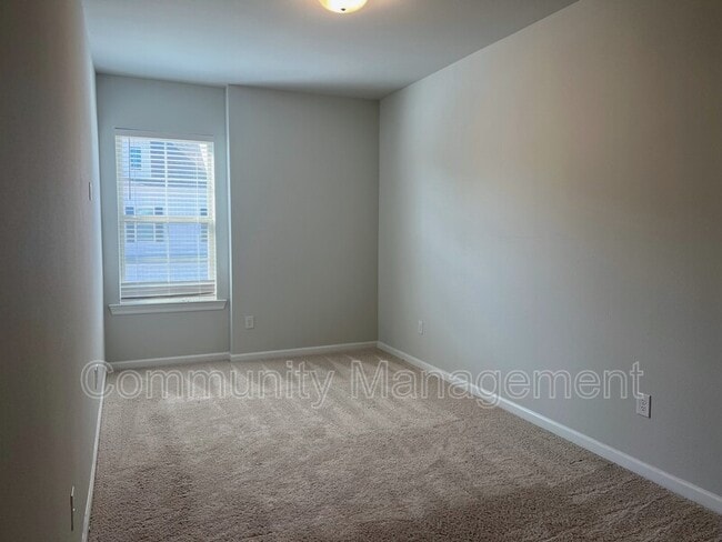 Photo - 1018 Bengal Crossing Ave