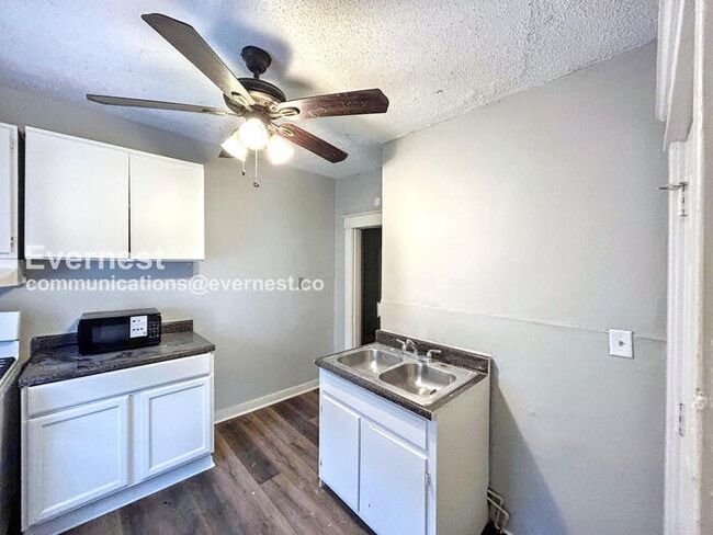 Photo - 180 Clark Pl