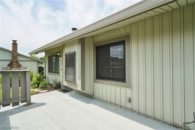 Photo - 939 Kirkwall Dr