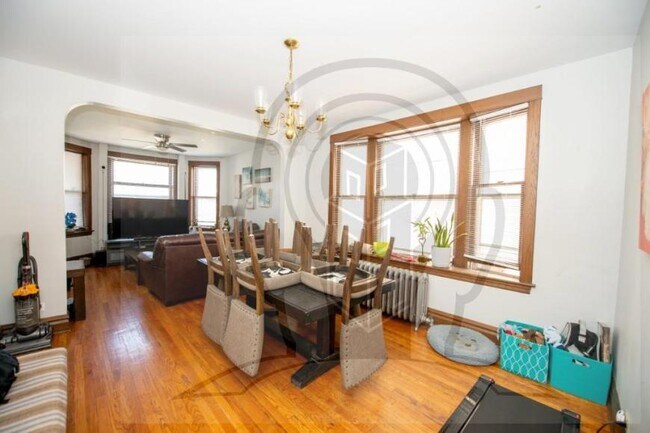 Photo - 2 bedroom in CHICAGO IL 60641 Unit 2