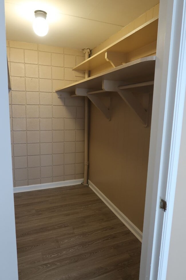 Photo - $1600 per month - 2 Bedroom/2 baths - Sullin's Ridge Condominiums - AVAILABLE FOR FALL 2026! Unidad 204