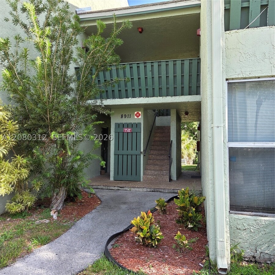 Photo - 8911 NW 28th Dr