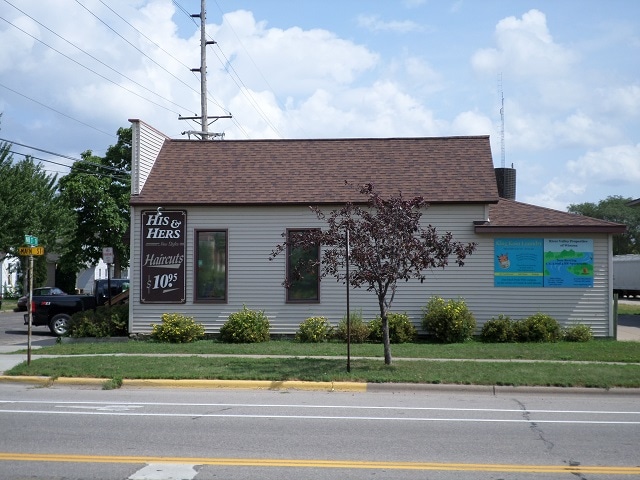 Photo - 560 Main St Unit 4