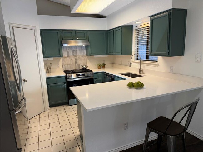 Photo - 1321 Piney Creek Ln