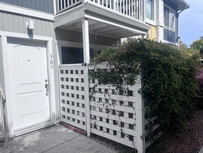 Photo - 755 14th Ave