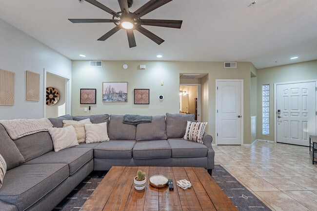 7609 E Indian Bend Rd Unit SI ID1570262P