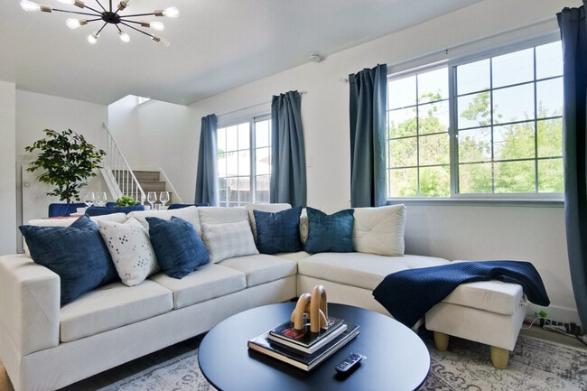 Photo - 4000 Rhoda Dr Unit ID1308907P