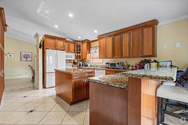Building Photo - 177 Heming Way Rental