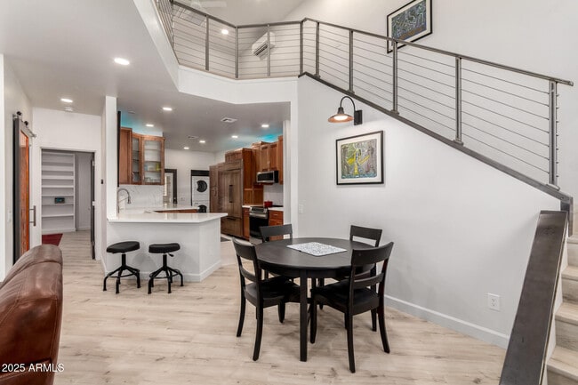 Photo - 101 N 7th St Townhome