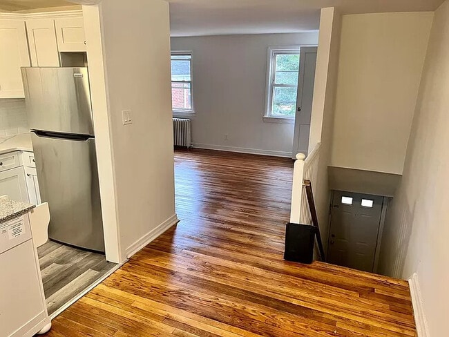 Photo - 90 Marilyn Pl Unit 2