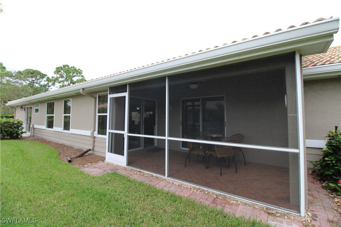 Photo - 306 Emerald Bay Cir Unidad J-8