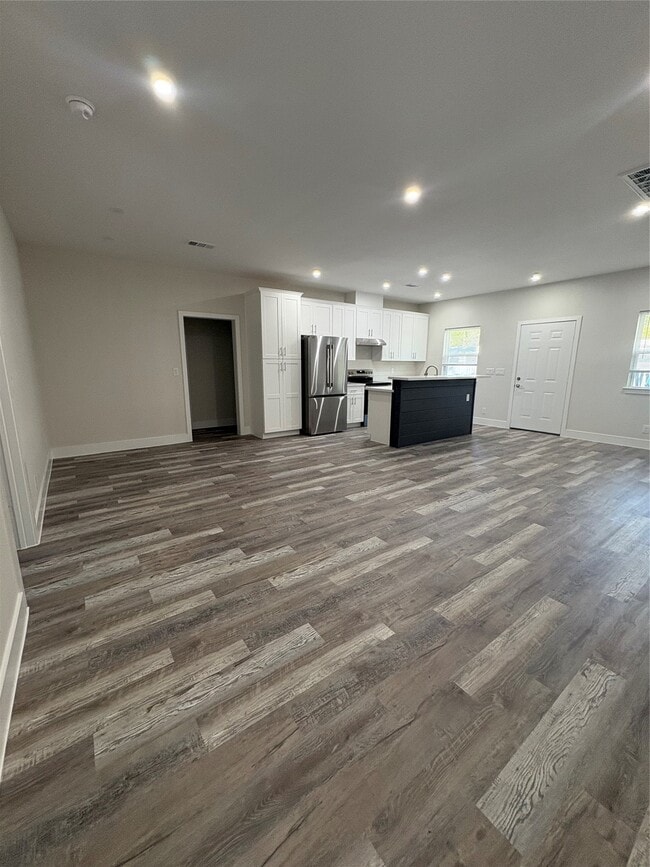 Building Photo - 23732 Panky Ln