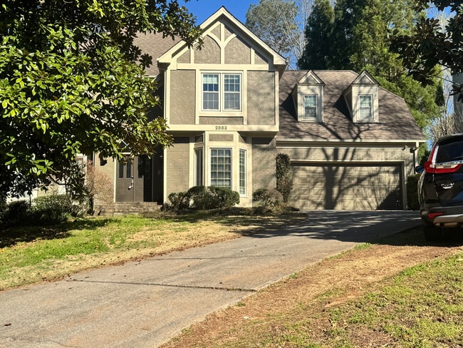 Building Photo - Room in Apartment on Wynfair Dr
