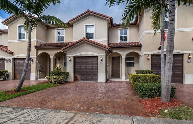 Photo - 1027 NE 207th St