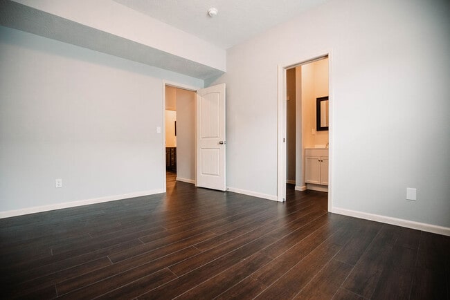 Photo - 509 E Madison St