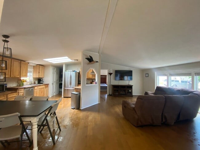 Photo - Deer Lake-3 bedroom, 2 bath house for rent!!
