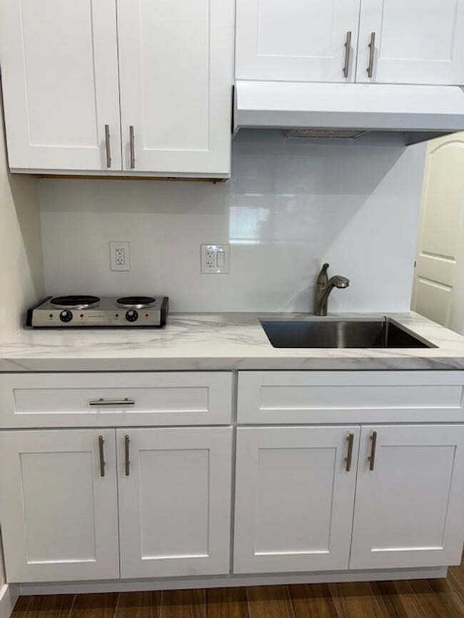 Photo - 609 Sunset Dr Unit A