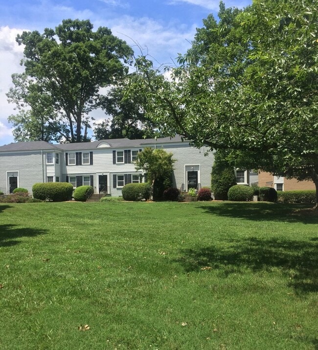 Photo - 524 Wakefield Dr