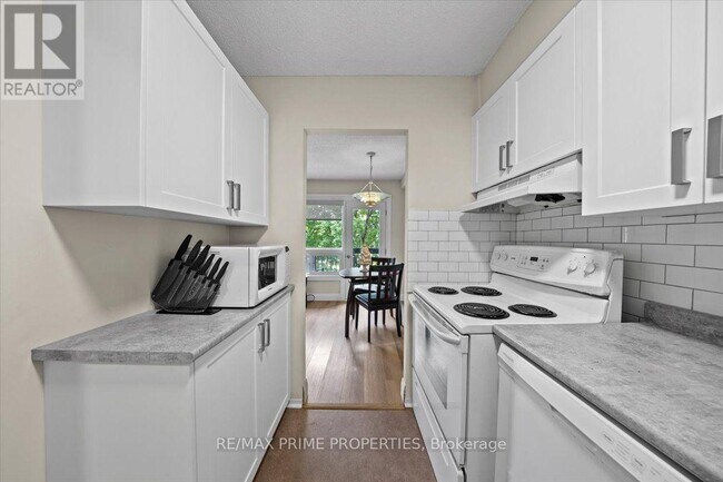 Photo - 158 McArthur Ave. Unit 209