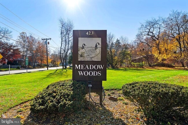 Photo - 107 Meadow Woods Ln