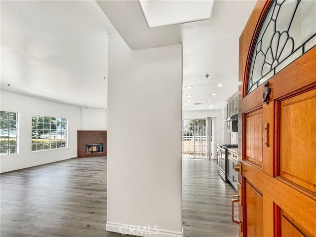 Building Photo - 468 W Huntington Dr Rental
