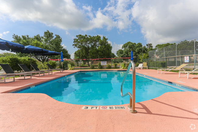 Buttercup Creek Apartments - Buttercup Creek Apartments