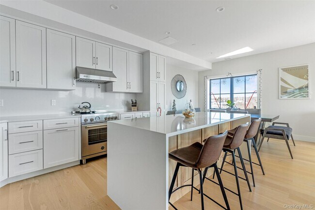 Photo - 123 Sterling Ave Unit 12