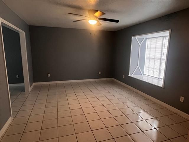 Photo - 5704 Count Ln