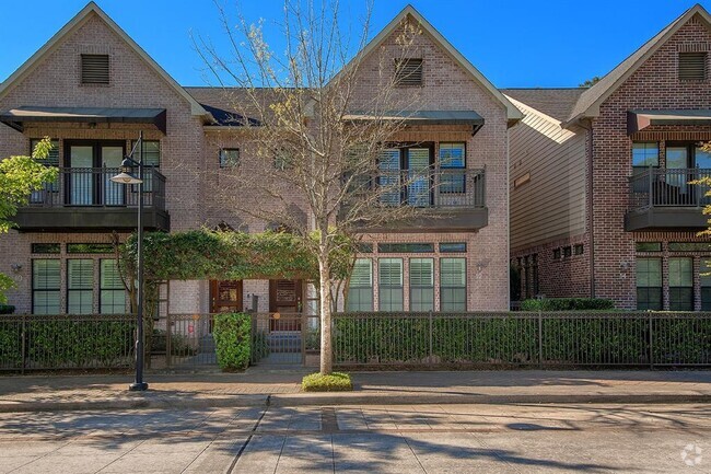 Building Photo - 12 Riva Row Rental