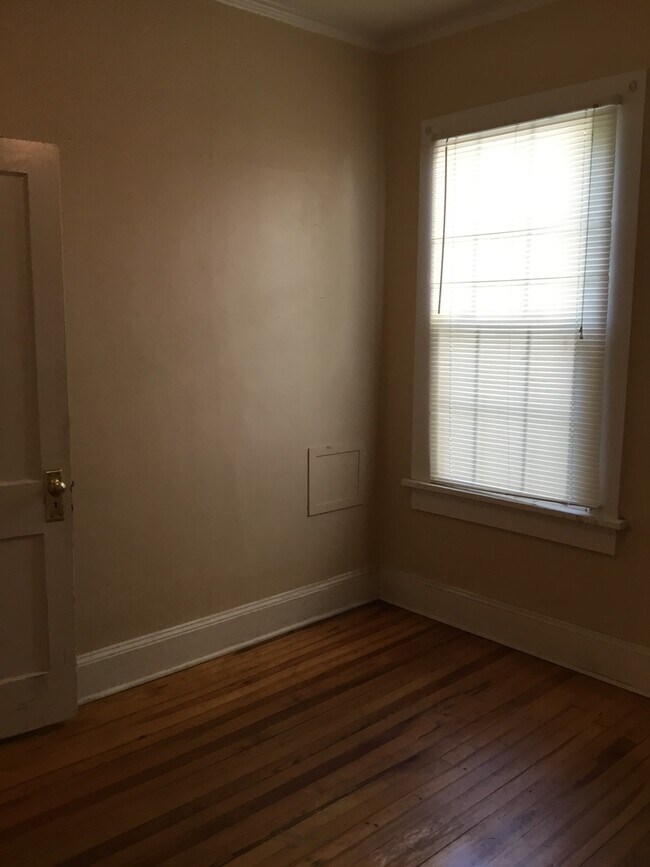 448 Willowbrook Ave