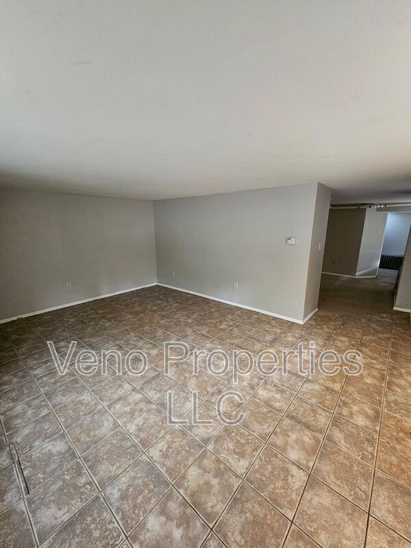 Photo - 293 Hudson Ave