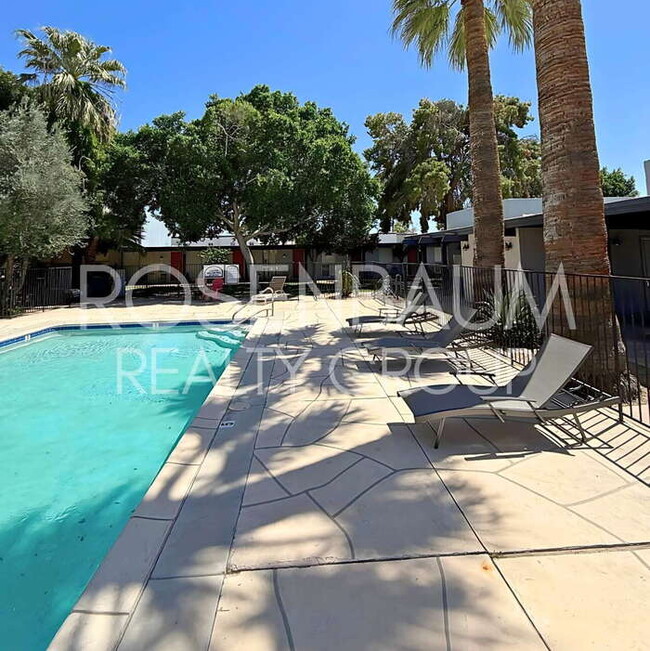 Photo - 6320 N 16th St Unidad 205