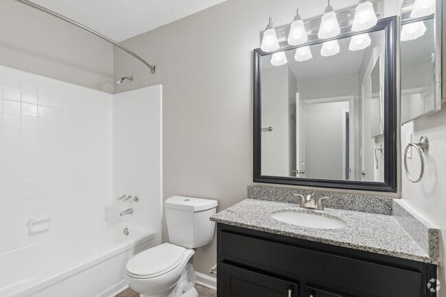 Jade 1BR, 1BA - 750SF - Bathroom