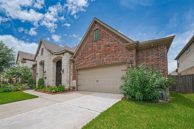 Photo - 25618 British Pine court Casa