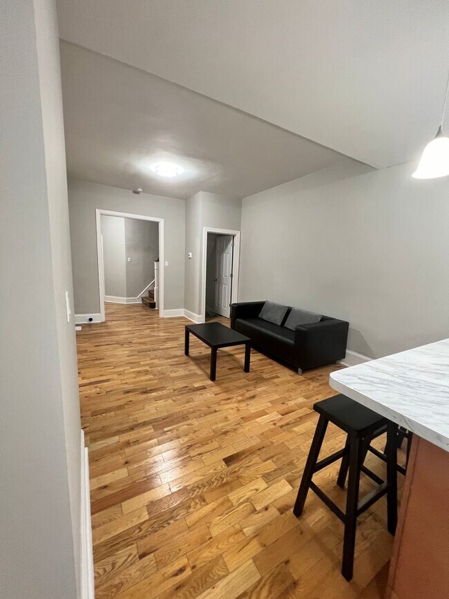 Photo - 5B2B house | Walking distance to Drexel University and UPenn