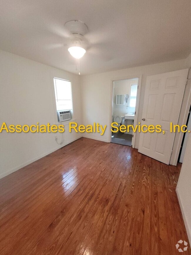 Building Photo - Bevis- Gainesville Heights - 995 Unit 995-01 Rental