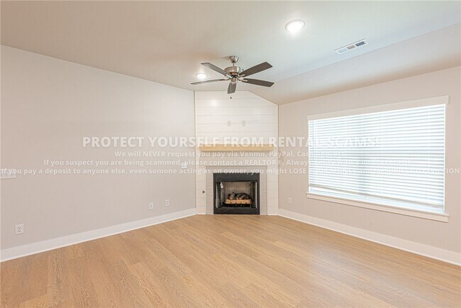 Photo - 617 Wagon Wheel Ave