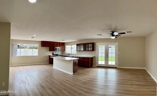 Photo - 10021 N 47th Dr