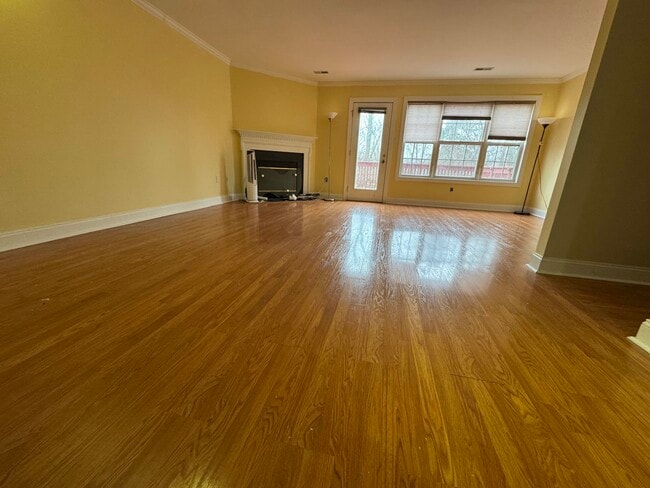 Photo - 700 Evergreen Ct