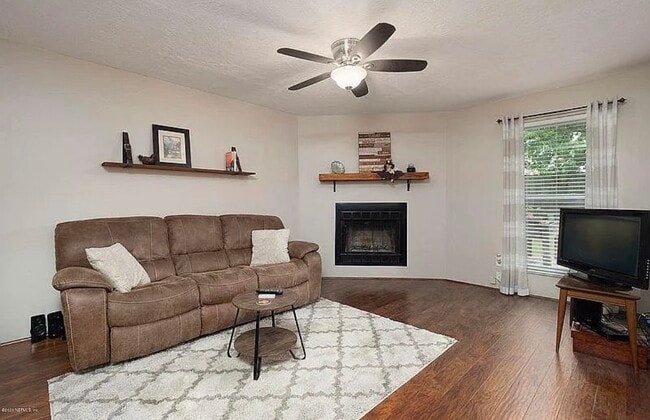 Photo - 8079 Village Gate Ct