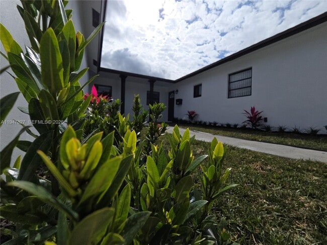 Photo - 4360 NW 13th Ct