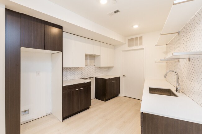 Photo - 1247 N 27th St Apartments Unit A