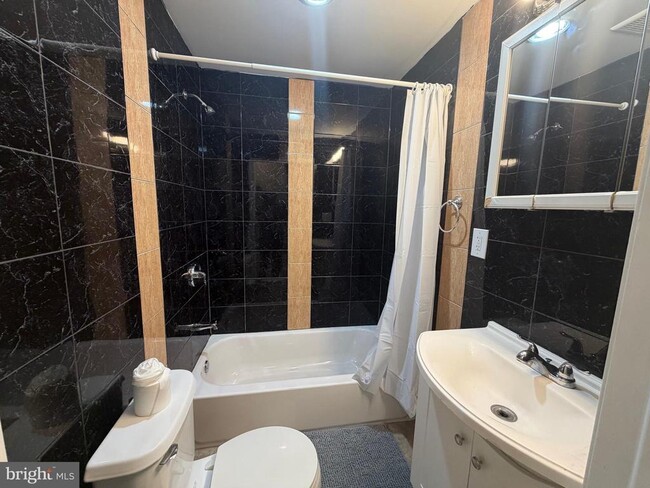 Photo - 7105 Rising Sun Ave Unit A