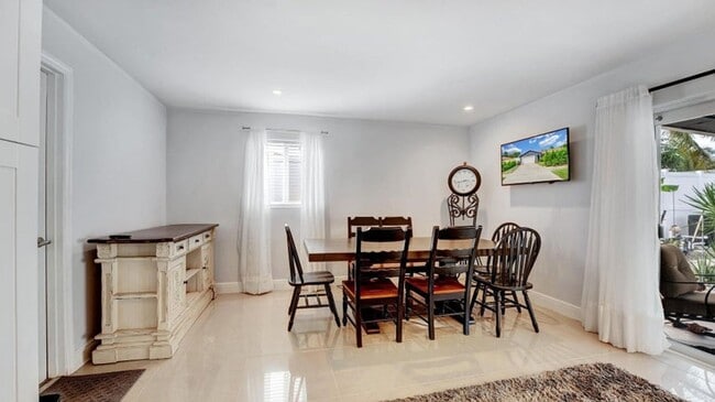 Photo - 2941 Angler Dr