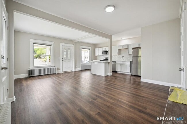 Photo - 98 Brook St